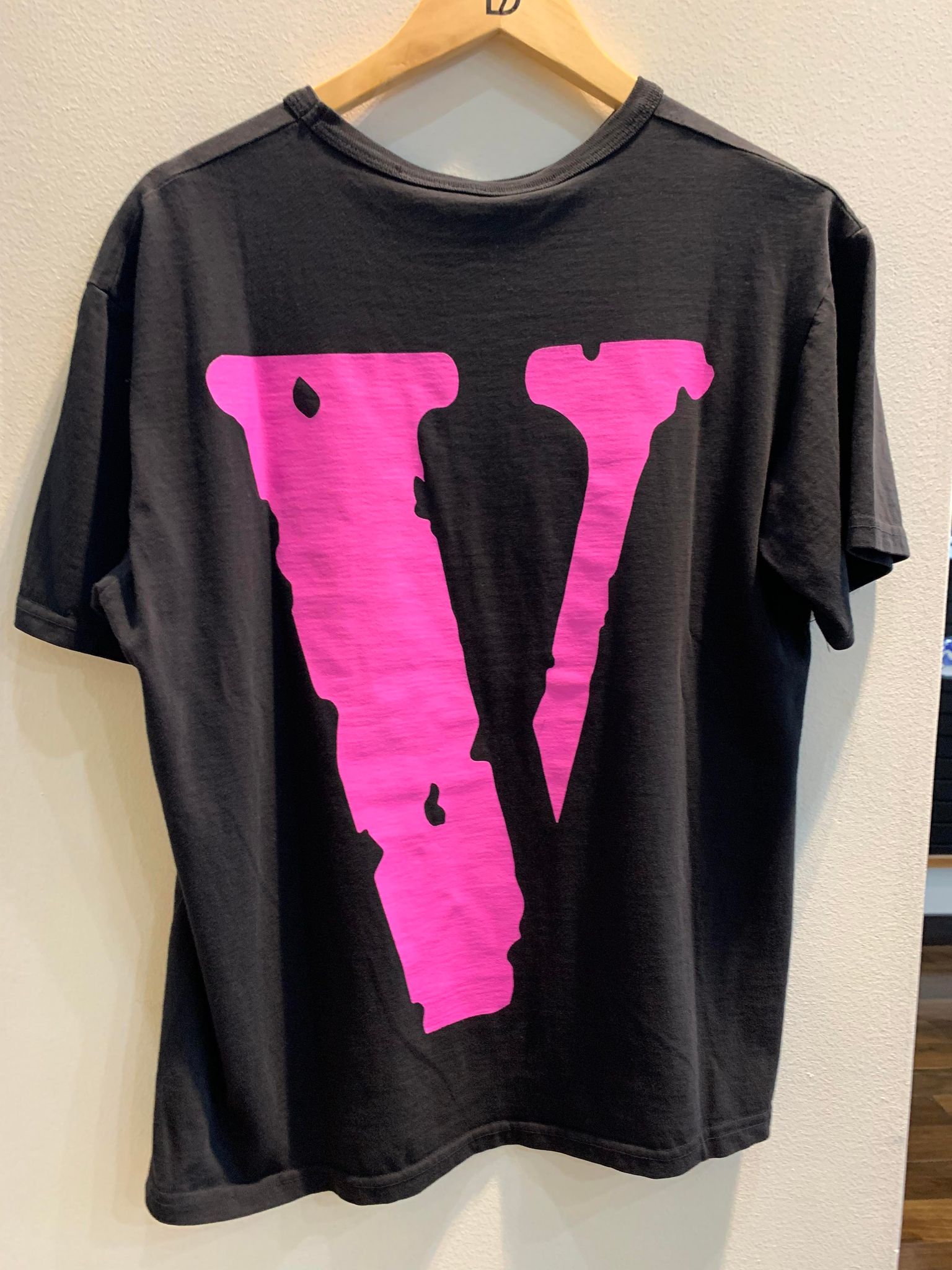 Vlone pink hot sale